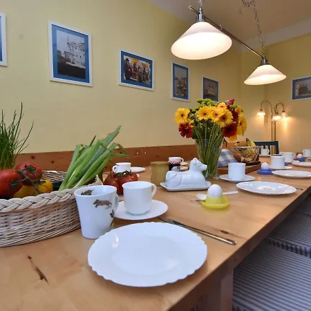 Pet-Friendly Apartment Near Sea In Wittenbeck Ostseebad Kühlungsborn